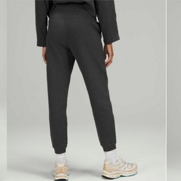Lululemon Ribbed High-Rise Jogger pants - Picture 6 of 9